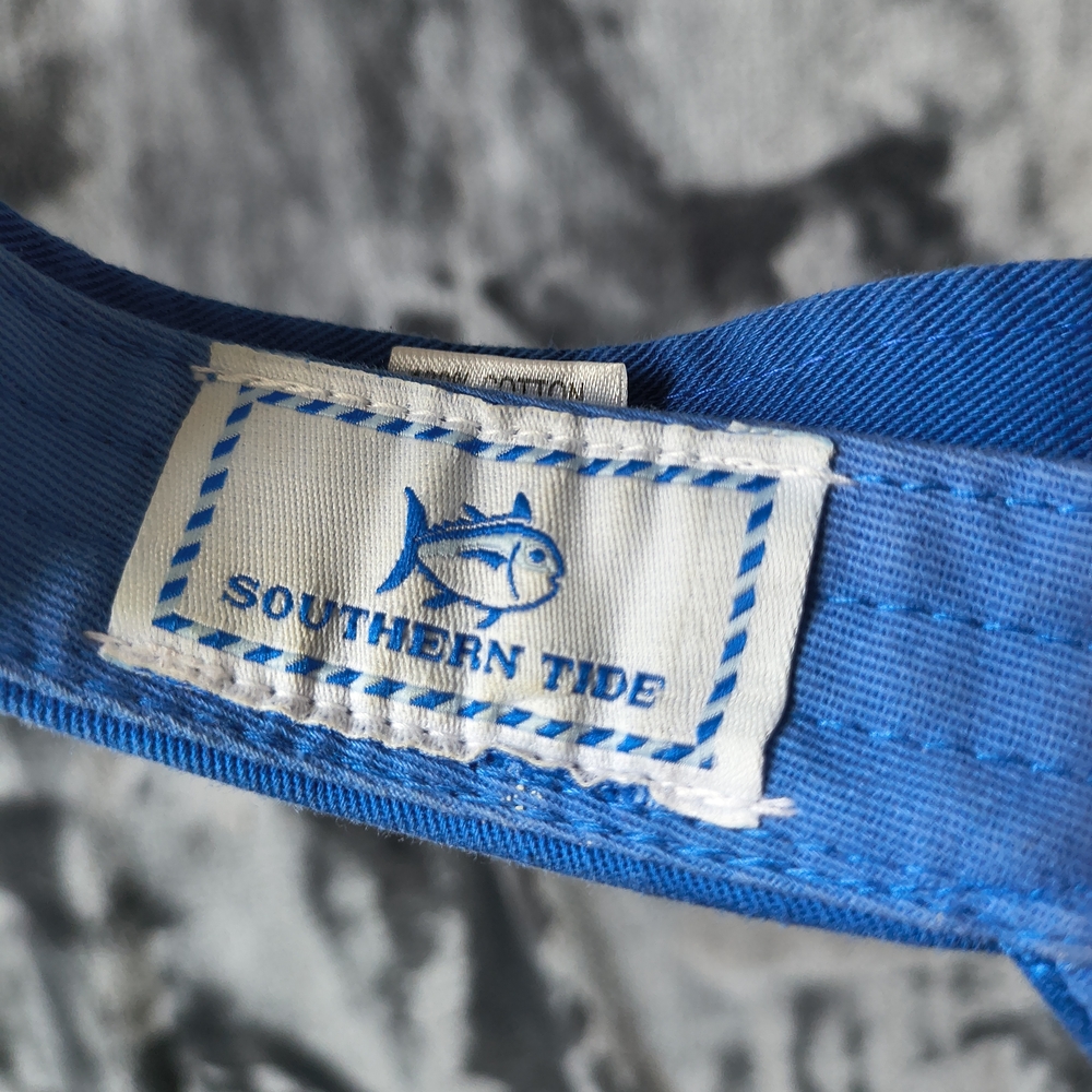 Southern Tide Blue Visor with Fish Emblem - Picture 3 of 5
